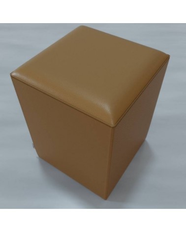 POUF_quadrato_marrone